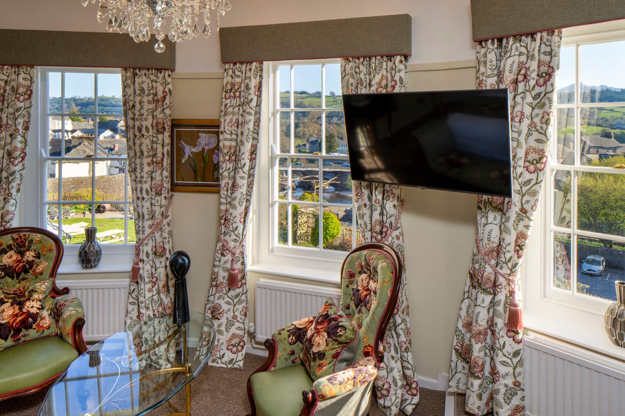 Castle Of Brecon Hotel Deluxe 4 Poster Room View